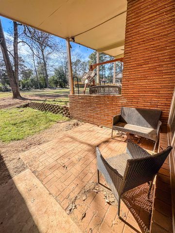 700 Albemarle, Marshall, TX 75672