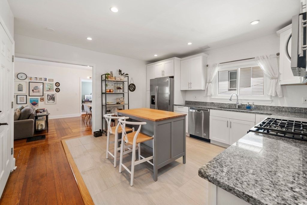 62 Park Ave 2, Winthrop, MA 02152