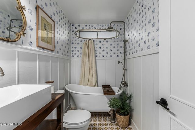 2200 N LOS ALTOS Drive, Chandler, AZ 85224