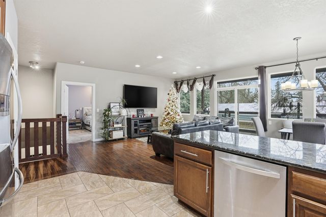 2919 E 12th Ave, Spokane, WA 99202