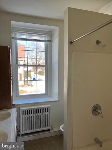 3200 MAIN ST #1, Morgantown, PA 19543