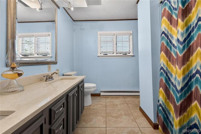 7675 Charles Drive, Boston, NY 14075