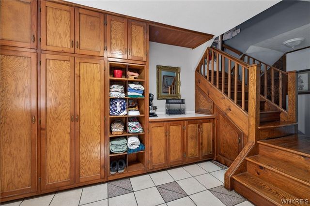 7675 Charles Drive, Boston, NY 14075
