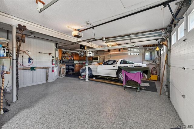 7675 Charles Drive, Boston, NY 14075
