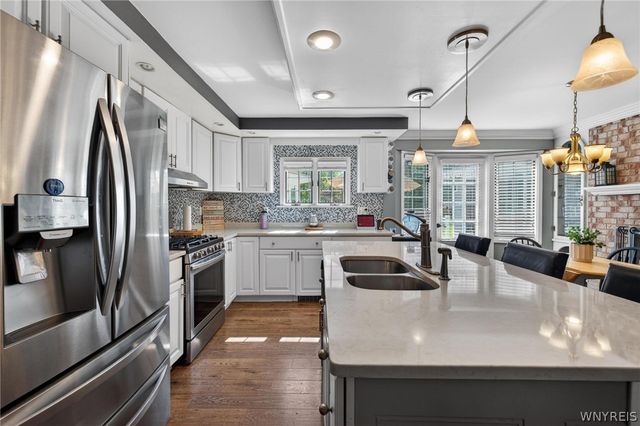 7675 Charles Drive, Boston, NY 14075