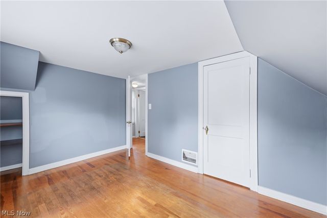 2036 Overland Avenue NE, Warren, OH 44483