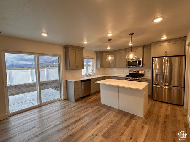 3380 W 3275 N, Plain City, UT 84404
