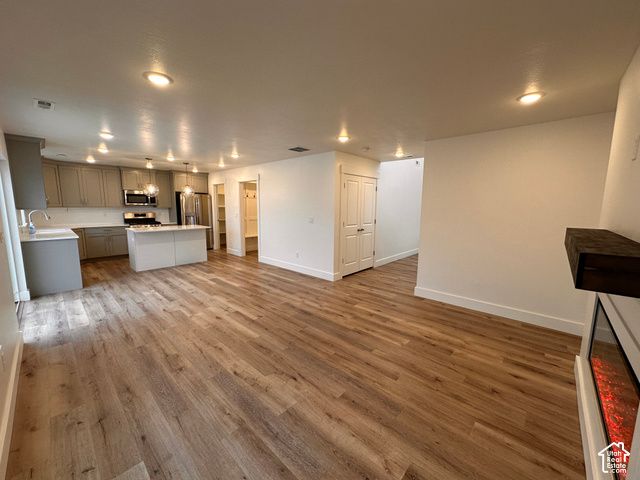 3380 W 3275 N, Plain City, UT 84404