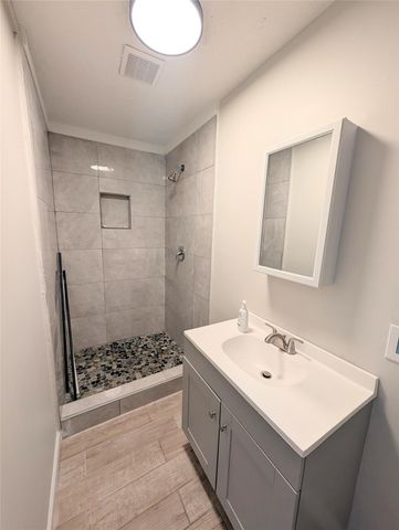 10418 S Oswego Street, Houston, TX 77029