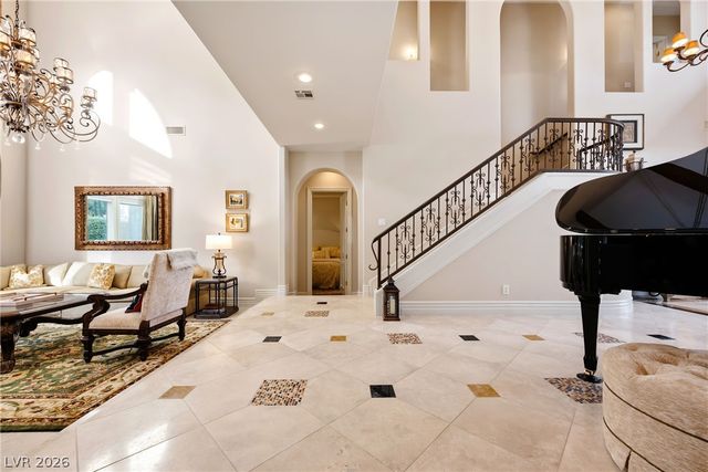 9512 Tournament Canyon Drive, Las Vegas, NV 89144