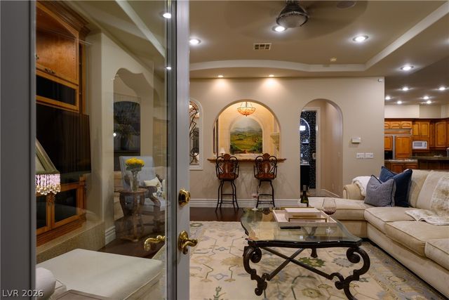 9512 Tournament Canyon Drive, Las Vegas, NV 89144