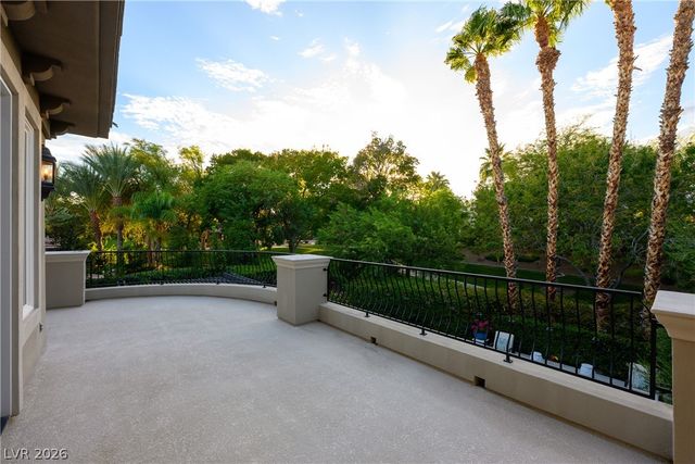 9512 Tournament Canyon Drive, Las Vegas, NV 89144