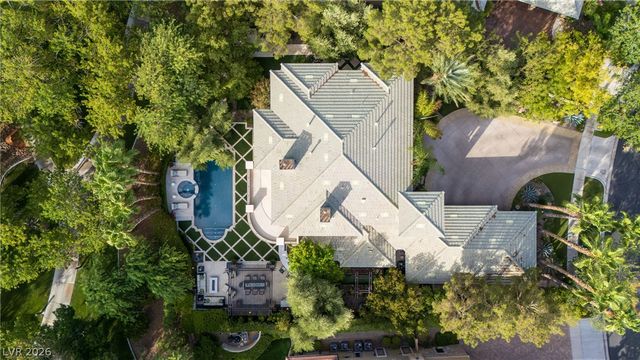 9512 Tournament Canyon Drive, Las Vegas, NV 89144
