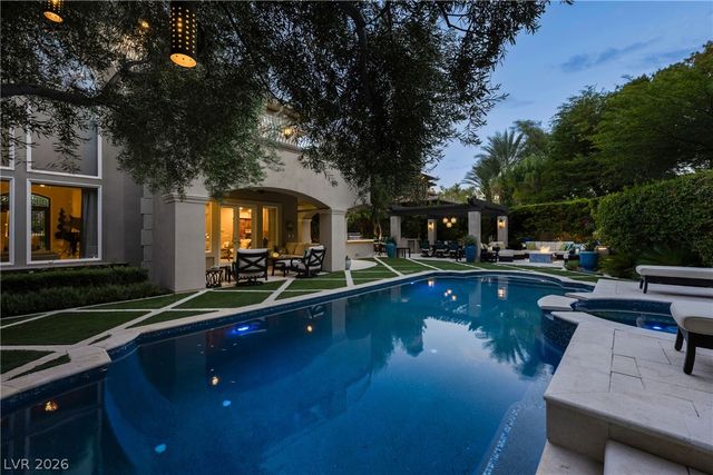 9512 Tournament Canyon Drive, Las Vegas, NV 89144