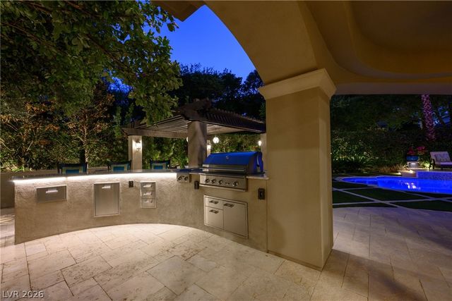 9512 Tournament Canyon Drive, Las Vegas, NV 89144