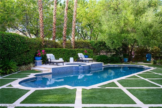 9512 Tournament Canyon Drive, Las Vegas, NV 89144