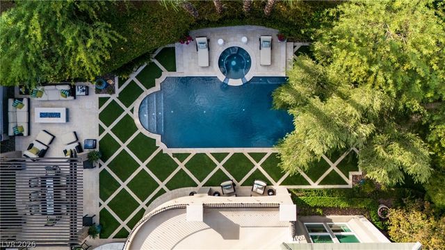 9512 Tournament Canyon Drive, Las Vegas, NV 89144