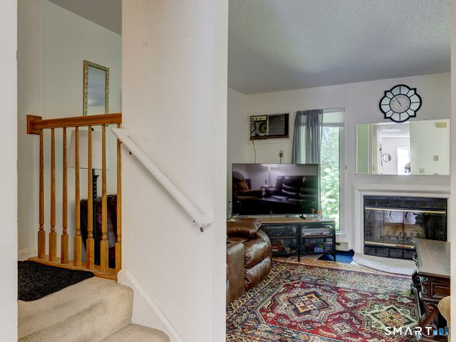 1275 Winsted Road 212, Torrington, CT 06790