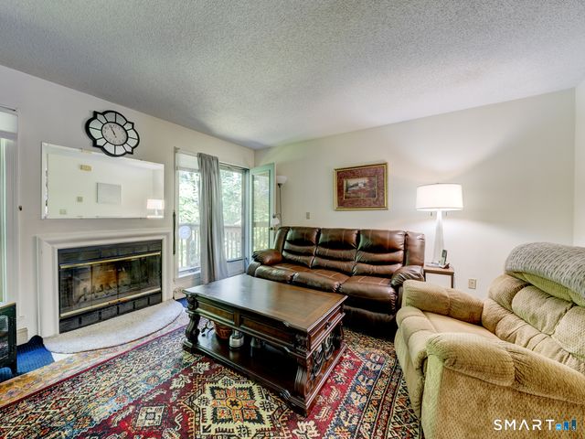 1275 Winsted Road 212, Torrington, CT 06790