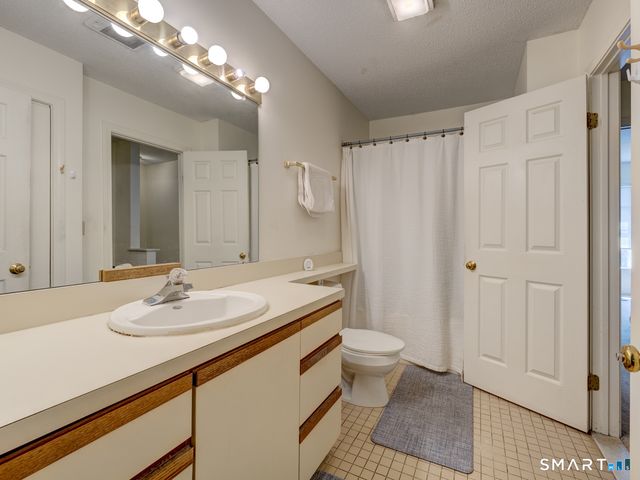 1275 Winsted Road 212, Torrington, CT 06790