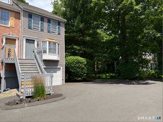 1275 Winsted Road 212, Torrington, CT 06790