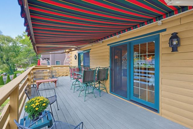 21 Taft Ave, Mendon, MA 01756