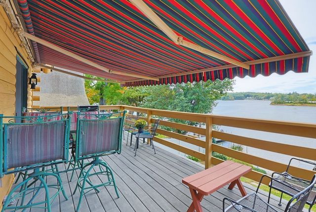 21 Taft Ave, Mendon, MA 01756