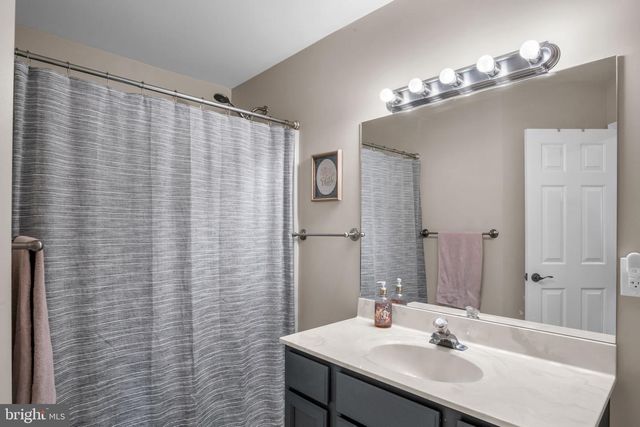 1490 MAPLEWOOD DR, New Cumberland, PA 17070