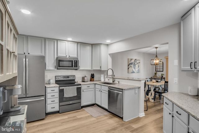 1490 MAPLEWOOD DR, New Cumberland, PA 17070