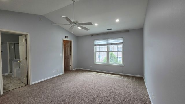2631 N Greenwood Avenue 2631, Arlington Heights, IL 60004