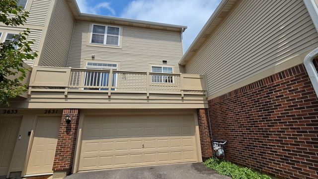 2631 N Greenwood Avenue 2631, Arlington Heights, IL 60004