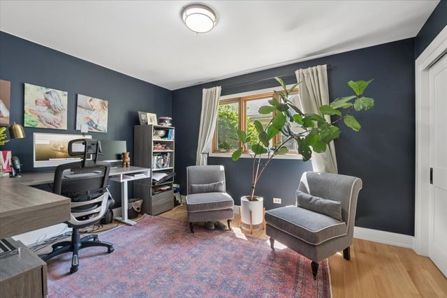 6729 W Ardmore Avenue, Chicago, IL 60631