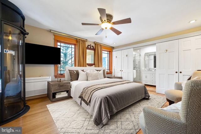 3951 MASSACHUSETTS AVE NW, Washington, DC 20016