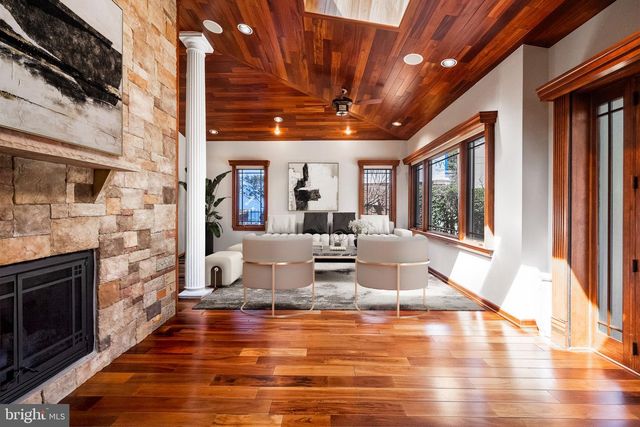 3951 MASSACHUSETTS AVE NW, Washington, DC 20016