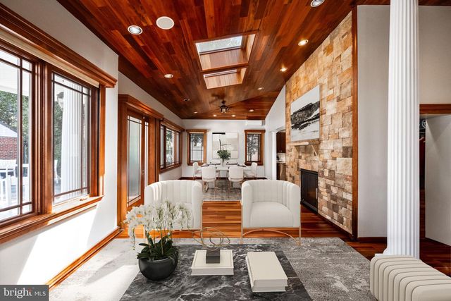 3951 MASSACHUSETTS AVE NW, Washington, DC 20016