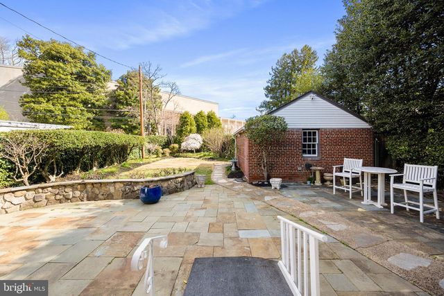 3951 MASSACHUSETTS AVE NW, Washington, DC 20016