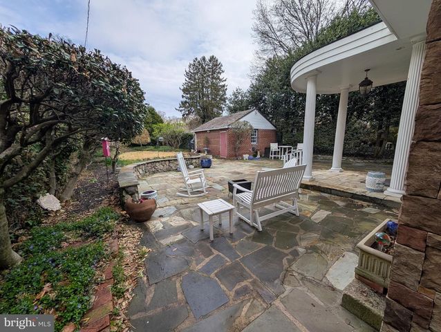 3951 MASSACHUSETTS AVE NW, Washington, DC 20016