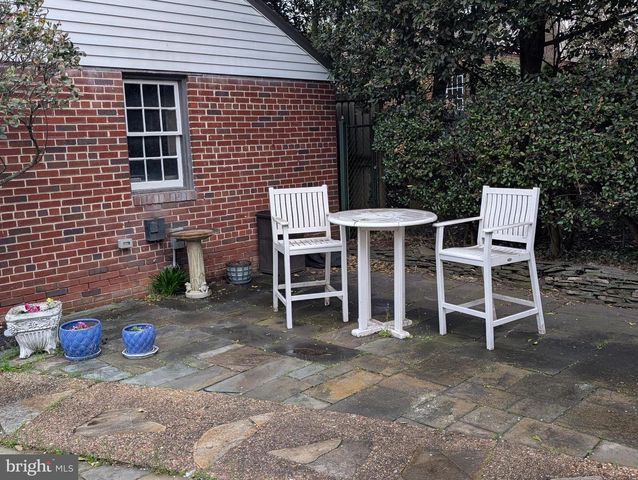 3951 MASSACHUSETTS AVE NW, Washington, DC 20016