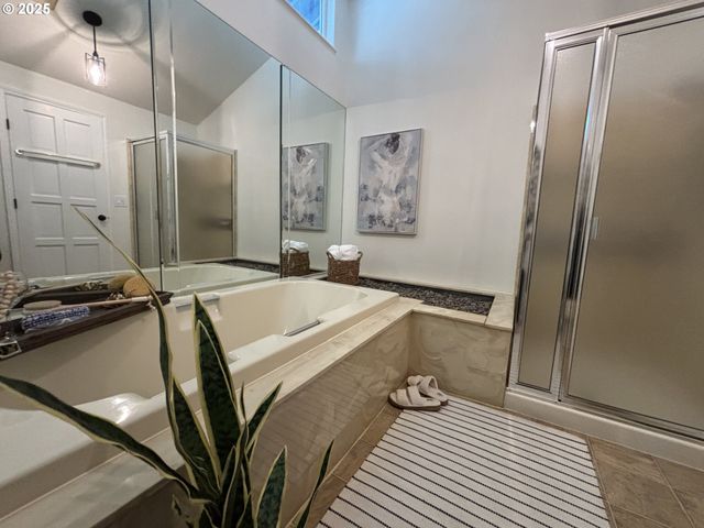 890 ALVINA St Se, Salem, OR 97306