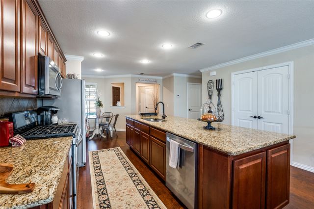 6805 Hickory Creek Drive, Frisco, TX 75036