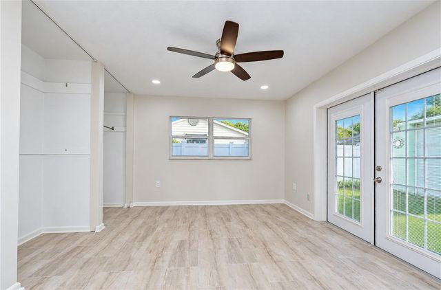 8013 W ELM STREET, Tampa, FL 33615