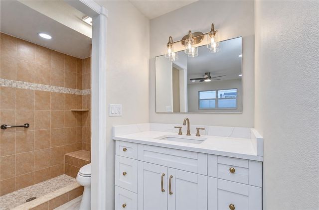 8013 W ELM STREET, Tampa, FL 33615