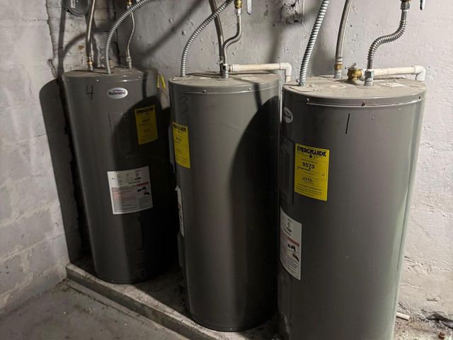 1610 Jackson STREET, Two Rivers, WI 54241