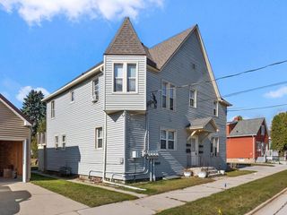 1610 Jackson STREET, Two Rivers, WI 54241