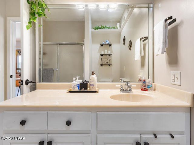 5096 Lake Ridge Drive, Chipley, FL 32428