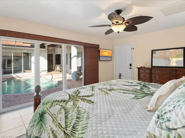 1309 Briarwood CT, Naples, FL 34104