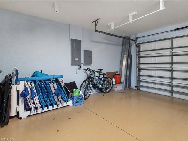 1309 Briarwood CT, Naples, FL 34104