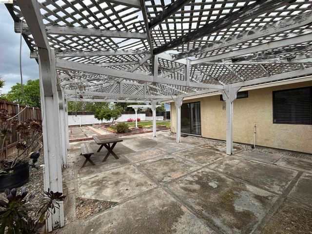 2632 Point Lobos Ct, Antioch, CA 94531