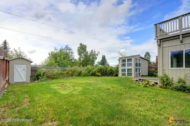 7402 White Hawk Drive, Anchorage, AK 99507