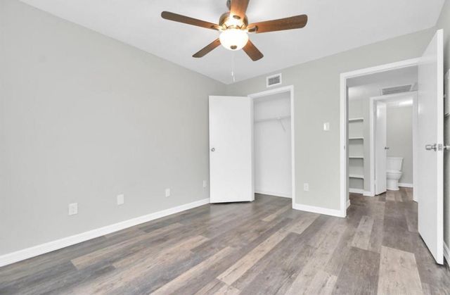 10101 S Gessner Road 811, Houston, TX 77071